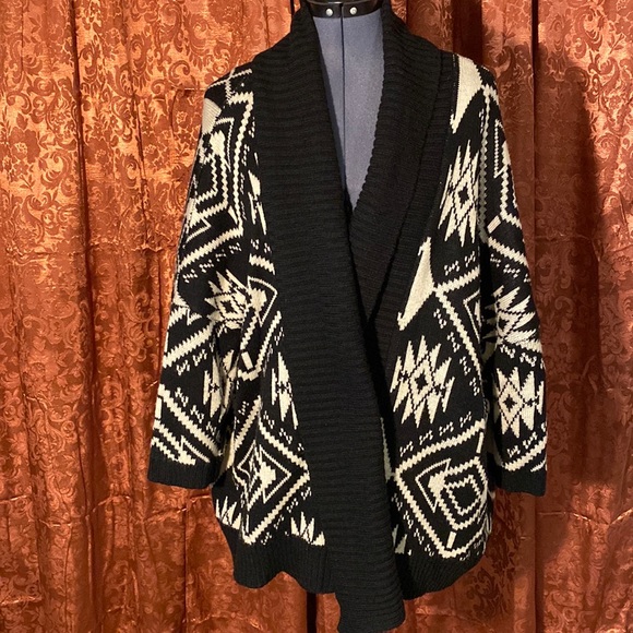 Sweaters - Womens Cardigan